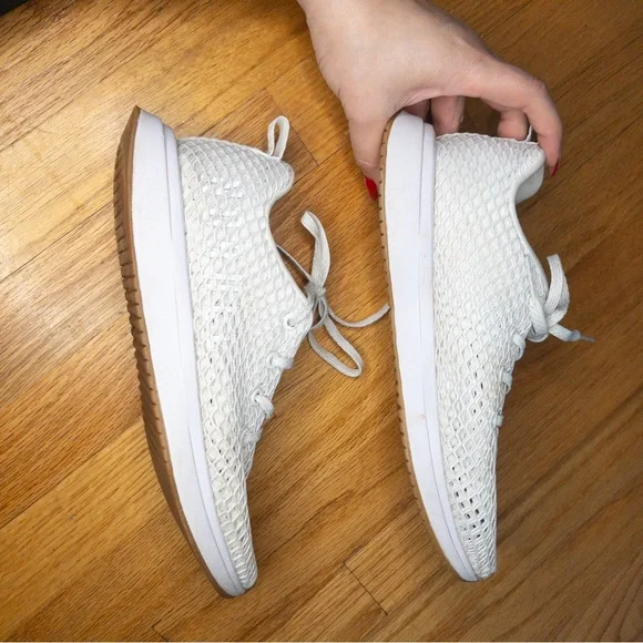 NOBULL Women’s Mesh Runners Sneakers - Picture 14 of 14